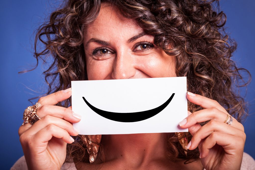 «От улыбки хмурый текст светлей». Допустимы ли смайлы в резюме